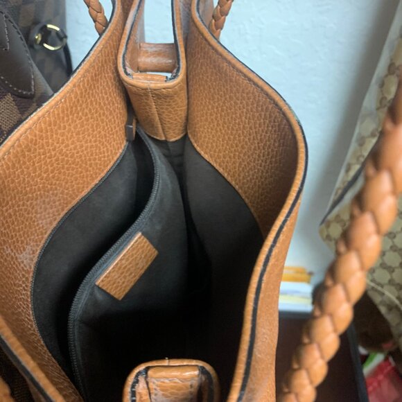 Authentic Gucci Tan Leather Hobo Bag - Large - Drawstring Braided Handles - Picture 6 of 8